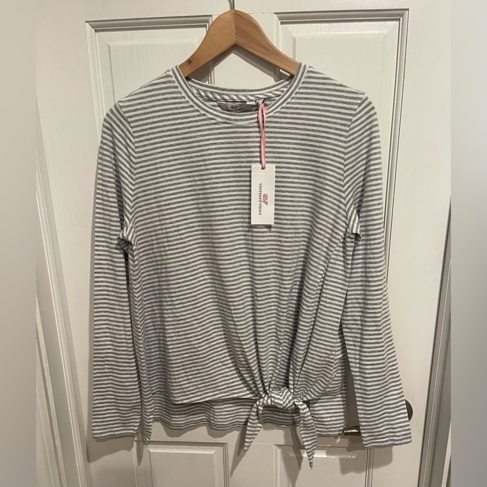 Vineyard Vines Gray and White Striped Long Sleeve Tee S